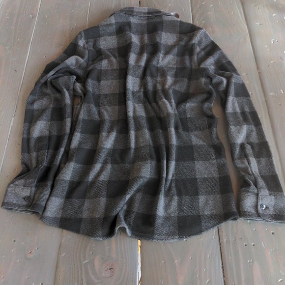 Faherty Legend Black and Gray Plaid Casual Button Down Shirt - Picture 3 of 3